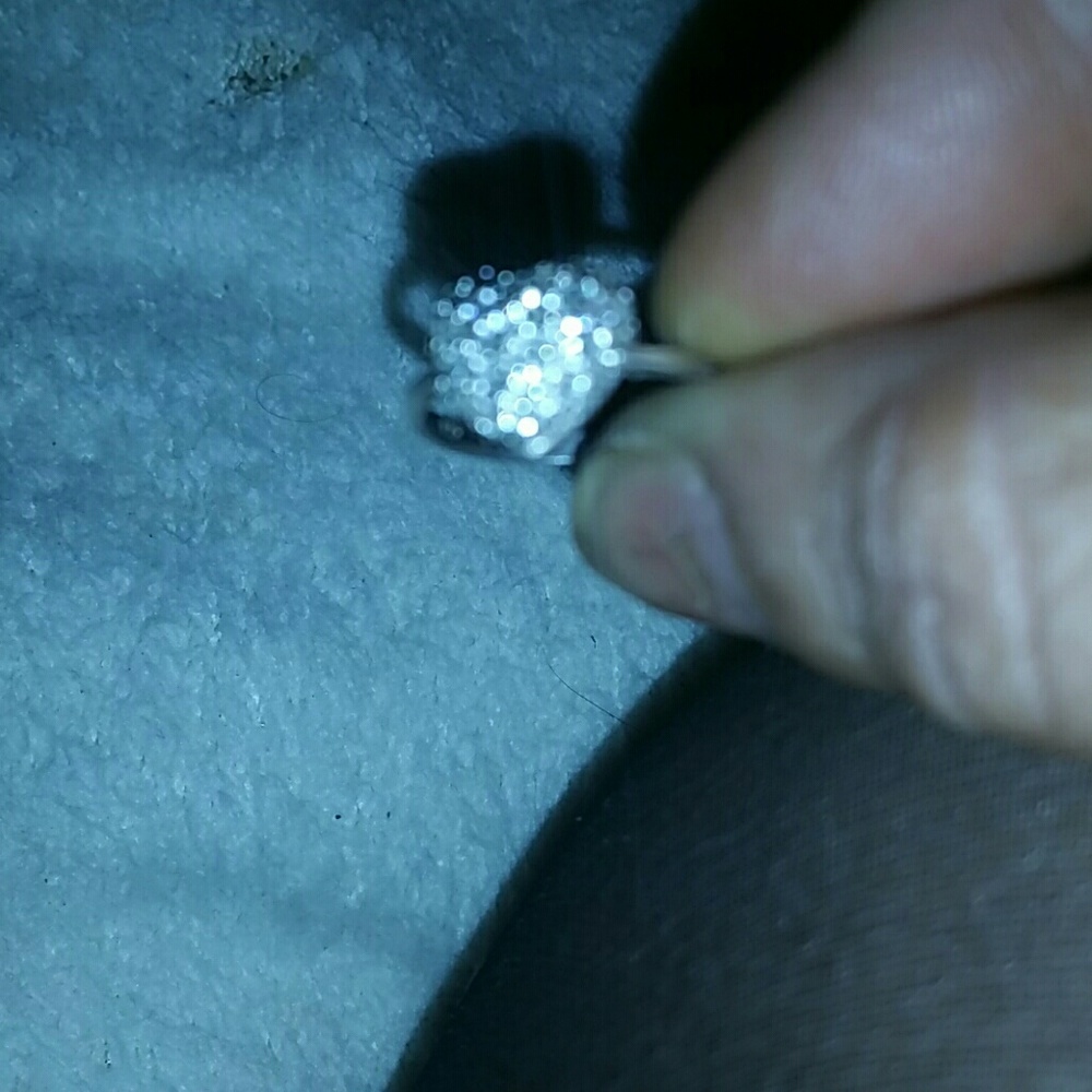 Diamond Heart ring - Picture 2 of 3